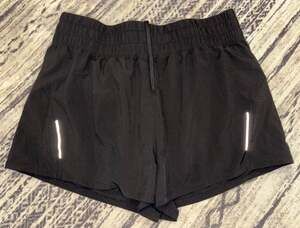 ASICS Women's Black Lightweight Running Shorts with Zipper Pocket Size L